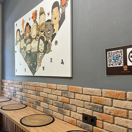 Apartments White Pearl Sadova オデッサ エクステリア 写真