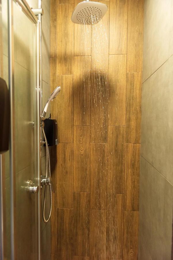 Apartments White Pearl Sadova オデッサ エクステリア 写真