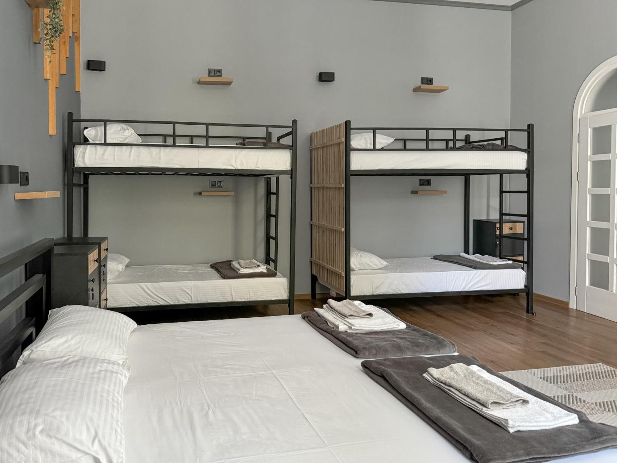 Apartments White Pearl Sadova オデッサ エクステリア 写真